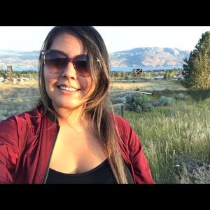 Meet your Posher, Heather